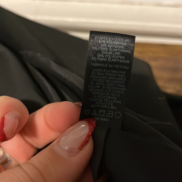 Express Stretch Curve Hugging Blazer - Picture 9 of 11